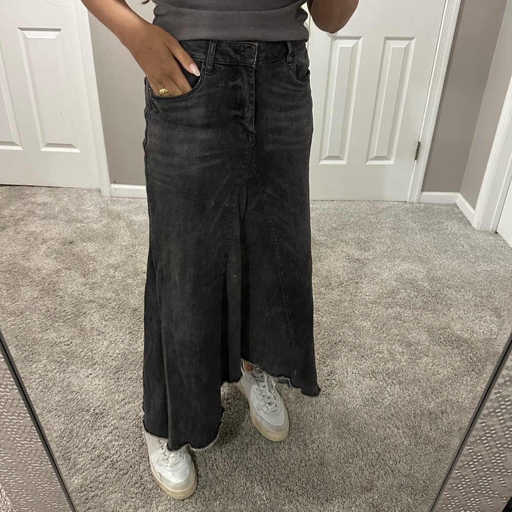 Elegant Charcoal Maxi Skirt